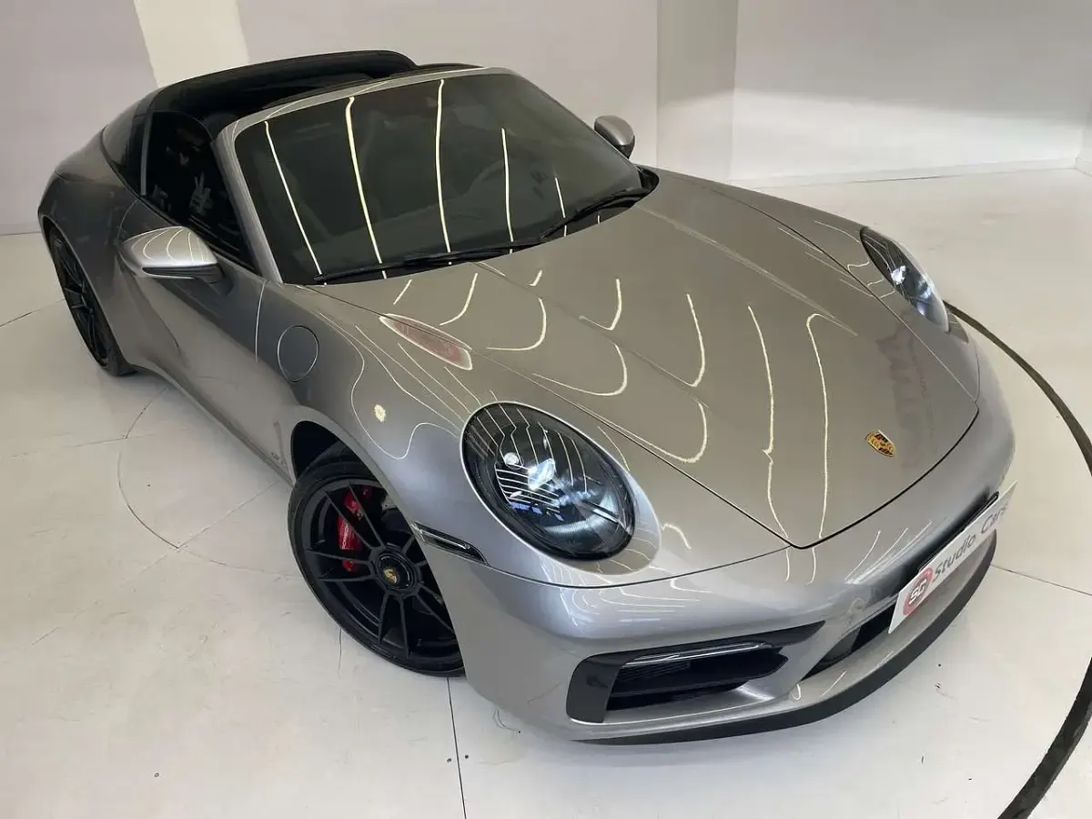 Usata Porsche 992 480 CV (353 kW) 2022 Other Cabrio