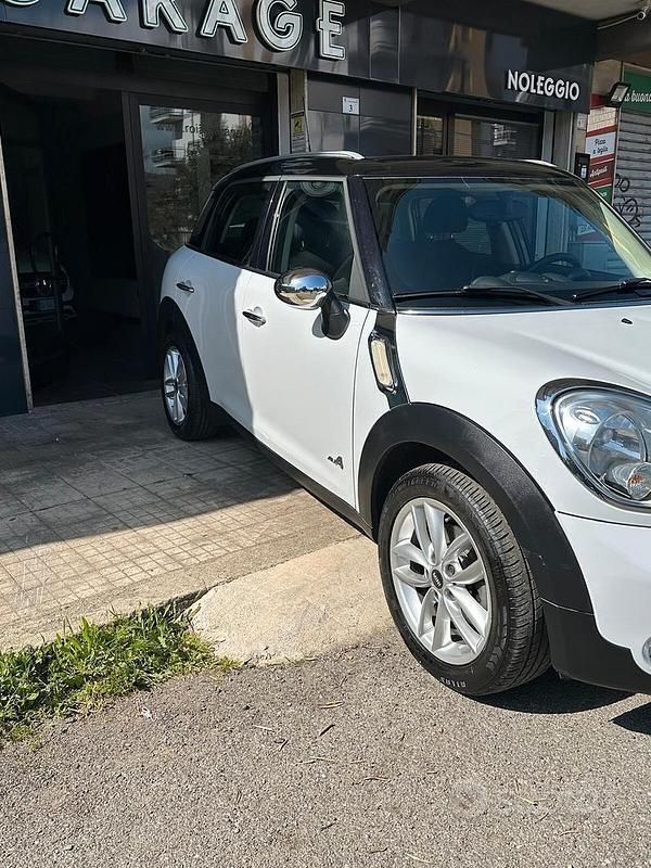 Usata Mini Cooper D Countryman 112 CV (82 kW) 2012 Bianco SUV