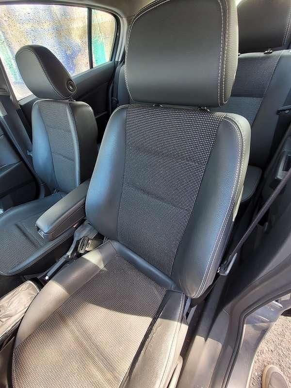 Usata Opel Astra Cosmo 125 CV (91 kW) 2008 Argento Berlina