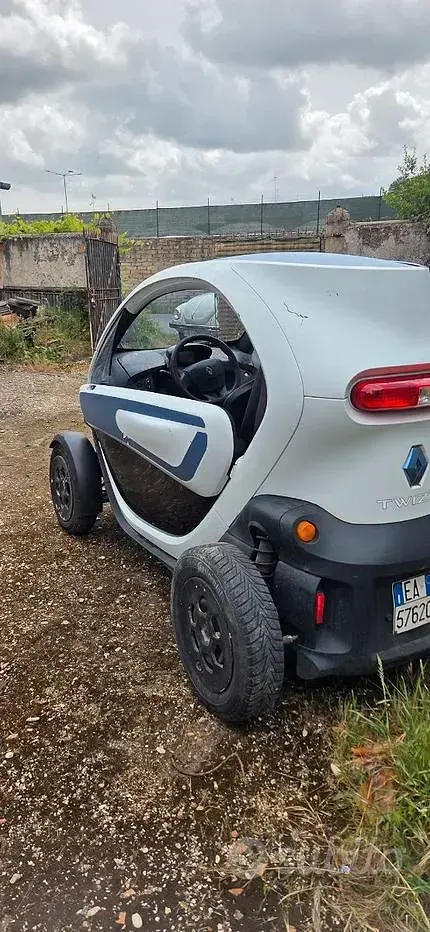 Usata Renault Twizy 12 kW (17 CV) 2013 Bianco Utilitaria