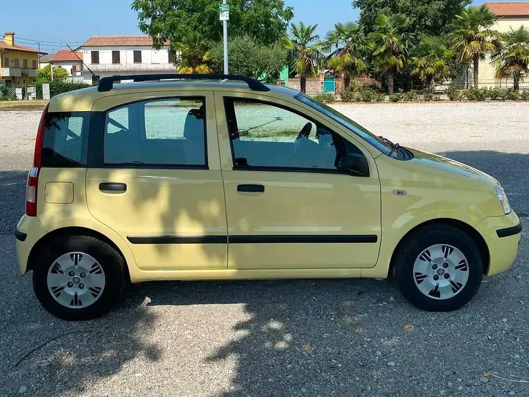 Usata Fiat Panda Dynamic 60 CV (44 kW) 2009 Giallo Utilitaria