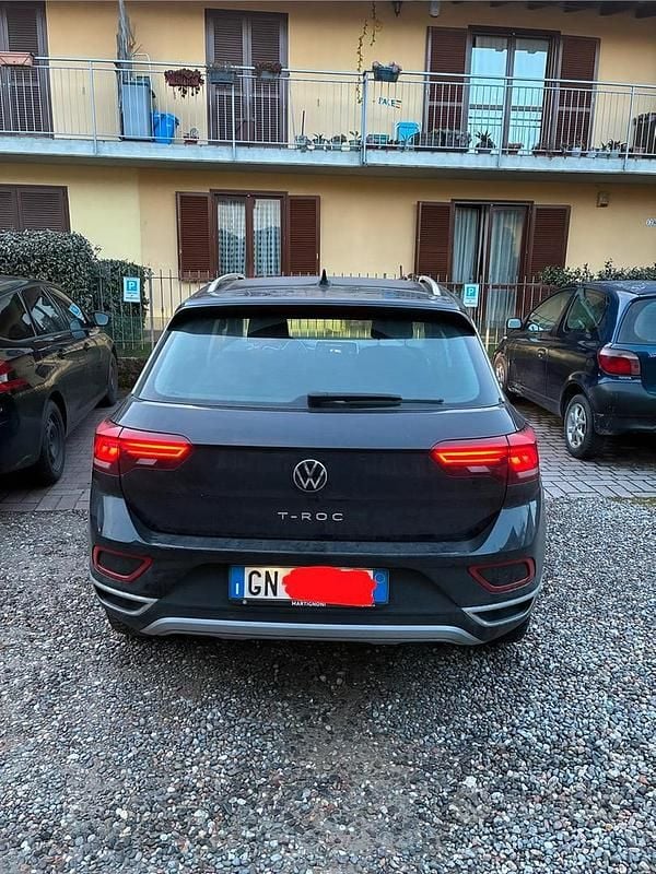 Usata VW T-Roc Style 110 CV (80 kW) 2023 Nero SUV