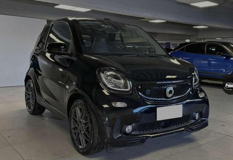 Usata Smart ForTwo Electric Drive Brabus 60 kW (82 CV) 2019 Nero Cabrio