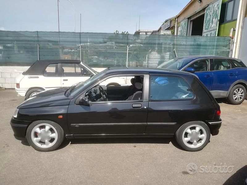 Usata Renault Clio 1995 Nero Utilitaria