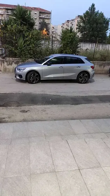 Usata Audi A3 Advanced 116 CV (85 kW) 2023 Argento Berlina