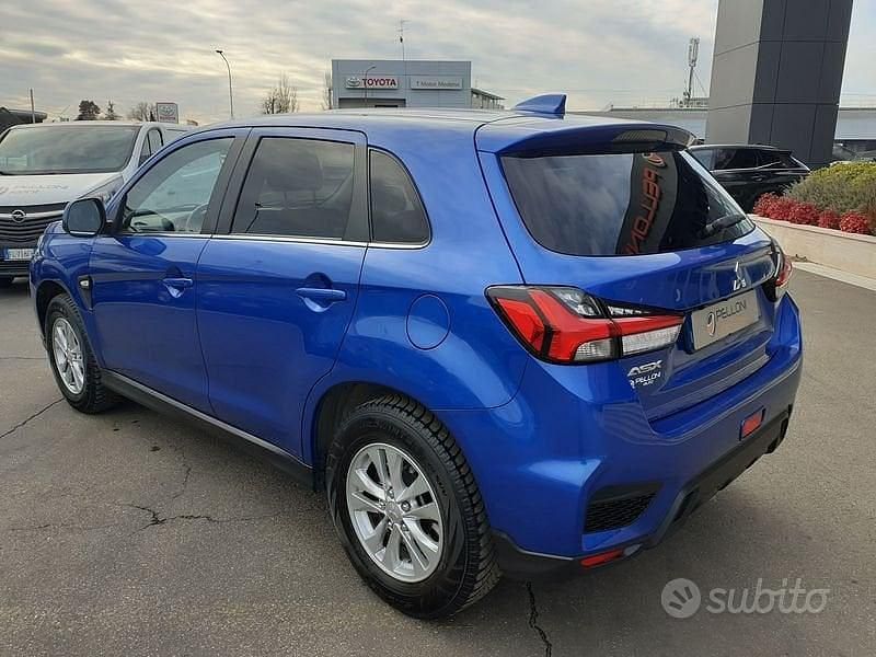 Usata Mitsubishi ASX Invite 149 CV (109 kW) 2021 Blu SUV