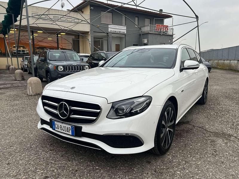 Usata Mercedes E300 Business 194 CV (142 kW) 2020 Bianco Station wagon