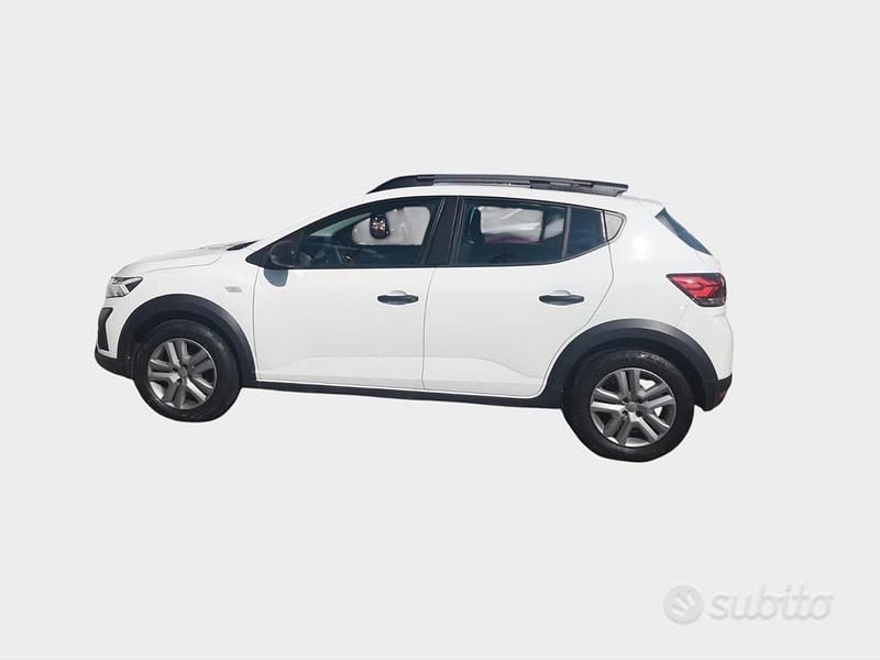 Usata Dacia Sandero Essentiel 91 CV (66 kW) 2023 Bianco Berlina