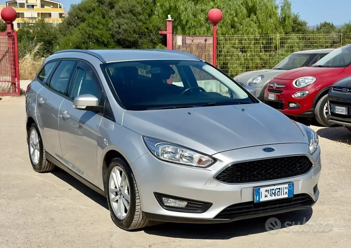 Usata Ford Focus Titanium 95 CV (69 kW) 2016 Grigio Station wagon