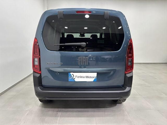 Usata Fiat Doblò 131 CV (96 kW) 2024 Vari colori Monovolume