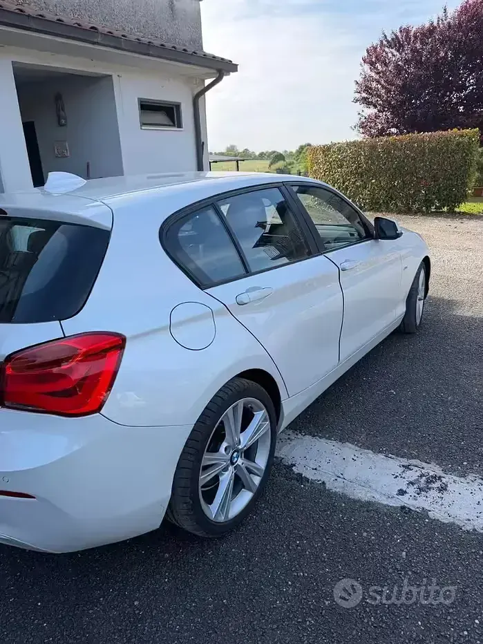Usata BMW 118 150 CV (110 kW) 2016 Bianco Utilitaria