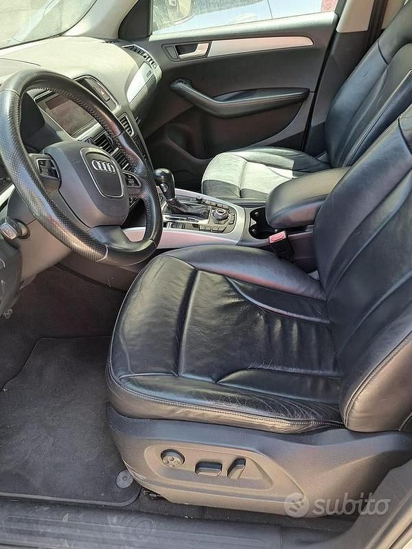 Usata Audi Q5 170 CV (125 kW) 2010 Grigio SUV