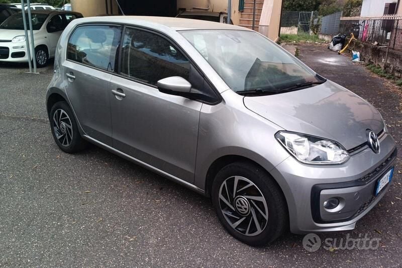 Usata VW up! Move 60 CV (44 kW) 2019 Argento Utilitaria