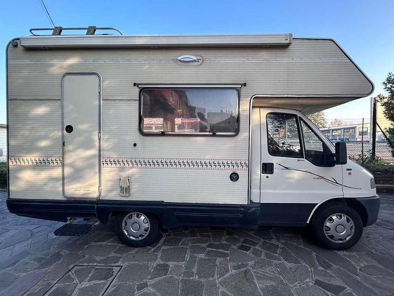 Usata Fiat Ducato 82 CV (60 kW) 1999 Bianco Furgone