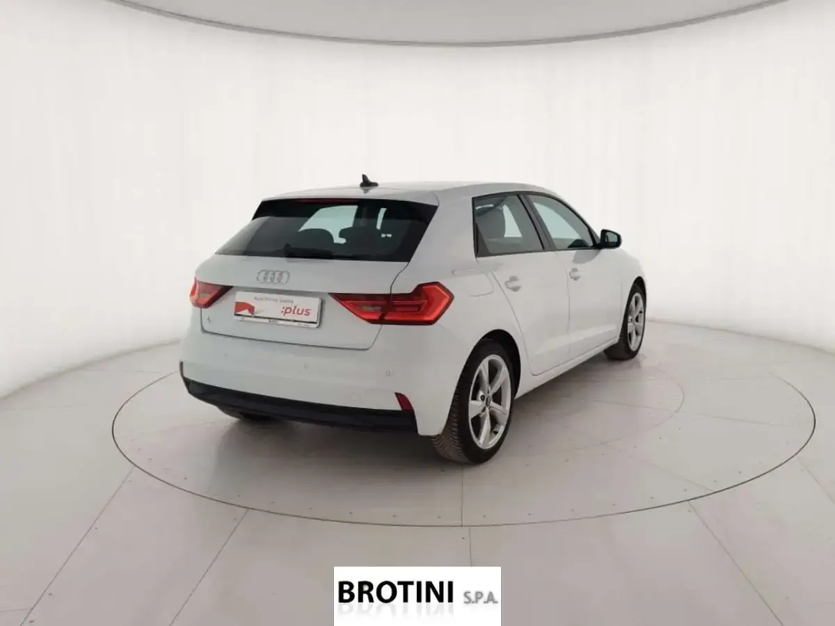 Usata Audi A1 Admired 95 CV (69 kW) 2021 Bianco SUV