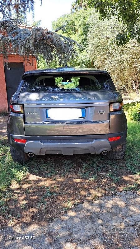 Usata Land Rover Range Rover evoque 180 CV (132 kW) 2017 Grigio SUV