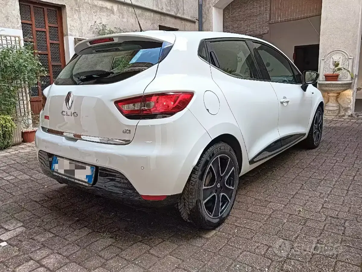 Usata Renault Clio IV 75 CV (55 kW) 2016 Bianco Berlina