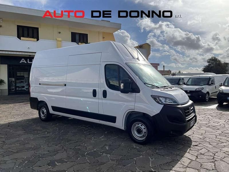 Usata Fiat Ducato 140 CV (102 kW) 2022 Other Furgone
