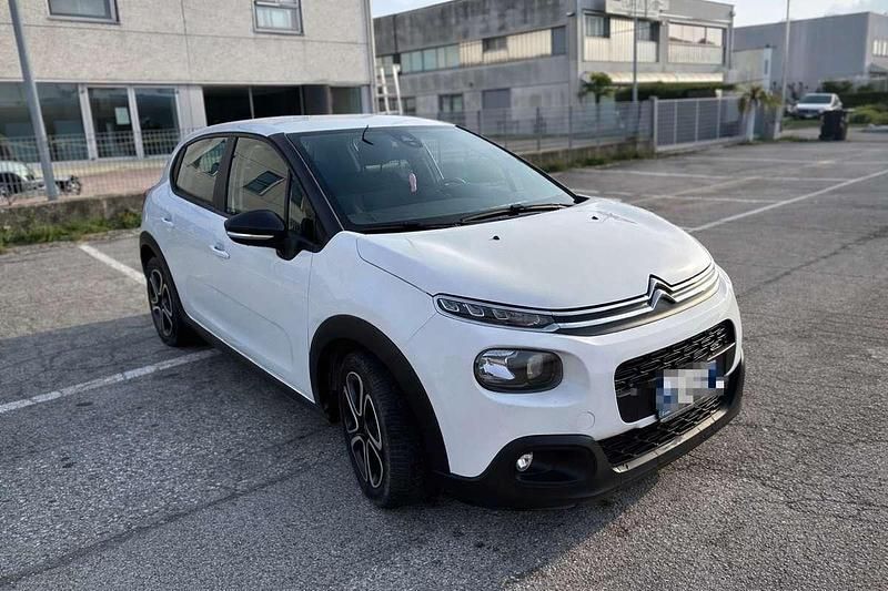 Usata Citroën C3 Shine 99 CV (72 kW) 2020 Bianco Monovolume