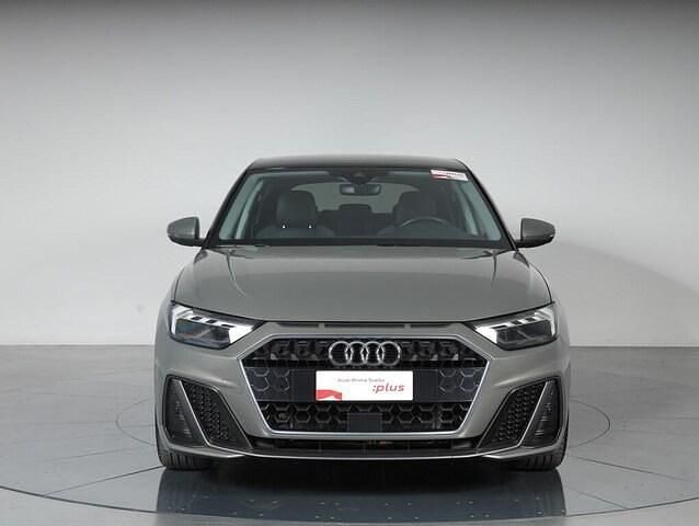 Usata Audi A1 S-Line 150 CV (110 kW) 2024 Grigio chronos metallizzato Utilitaria