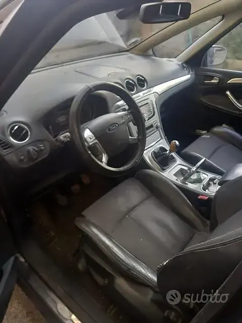 Usata Ford S-MAX S 140 CV (102 kW) 2009 Monovolume