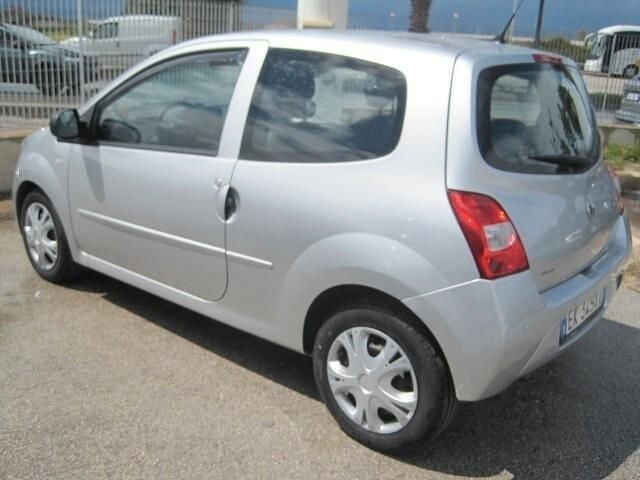 Usata Renault Twingo 74 CV (54 kW) 2012 Argento Utilitaria