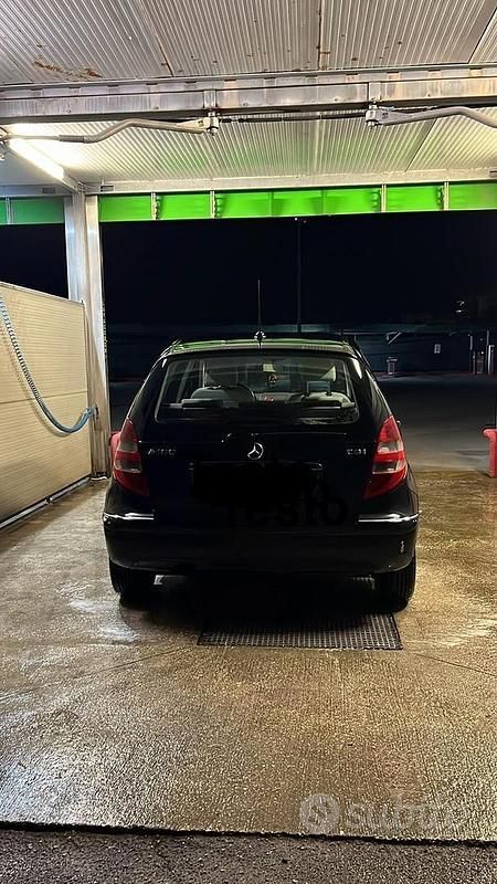 Usata Mercedes A180 2006 Nero Monovolume