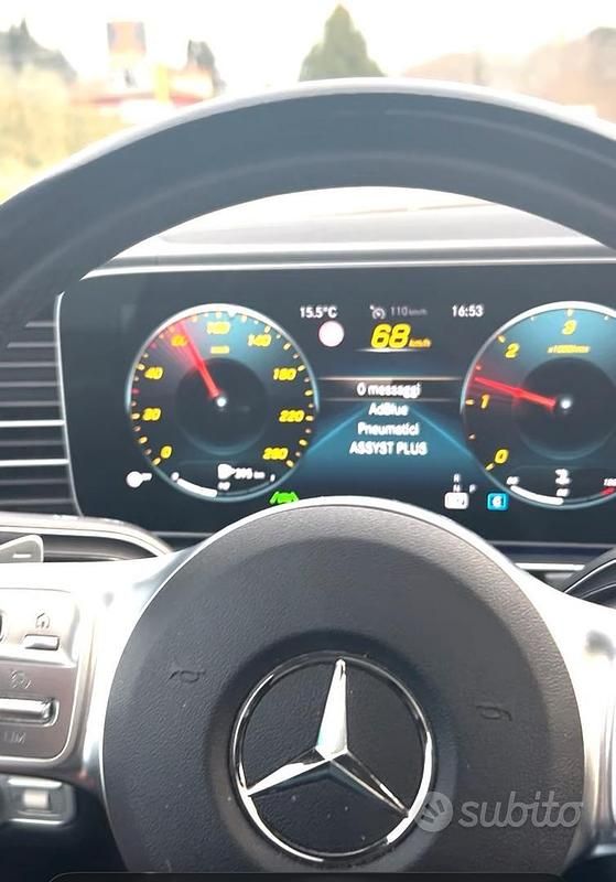 Usata Mercedes GLE400 330 CV (242 kW) 2023 Nero Coupé