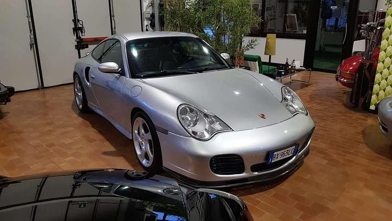 Usata Porsche 911 Turbo 420 CV (308 kW) 2002 Argento Coupé