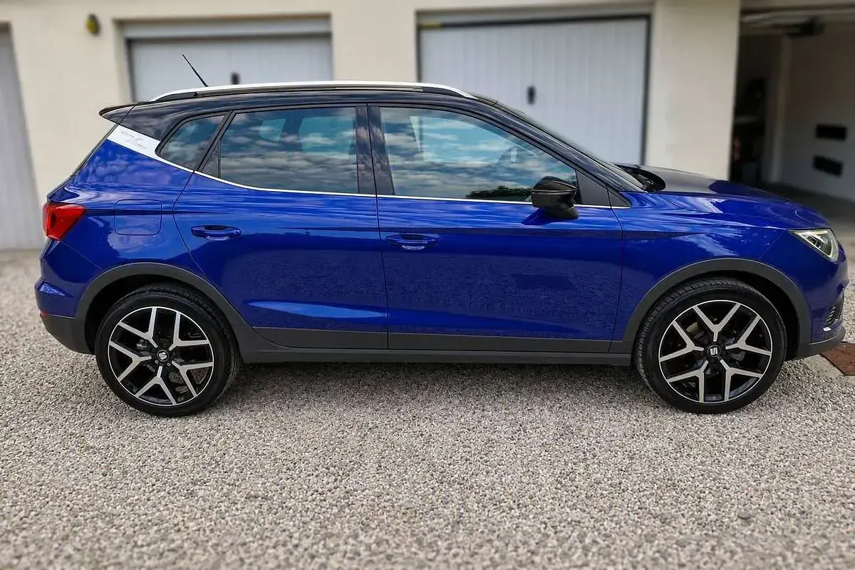 Usata Seat Arona FR 116 CV (85 kW) 2019 Blu/azzurro SUV
