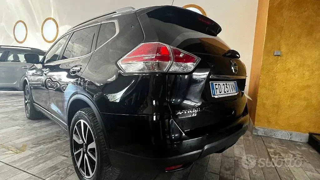 Gebraucht Nissan X-Trail Visia 131 PS (96 kW) 2016 Schwarz SUV