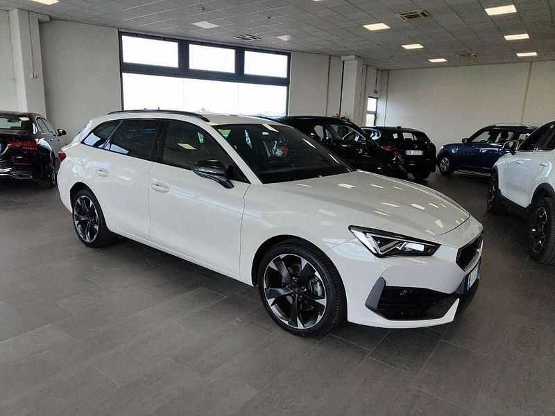 Usata Cupra Leon 150 CV (110 kW) 2022 Bianco Station wagon