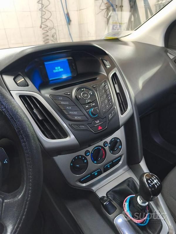 Usata Ford Focus 115 CV (84 kW) 2012 Grigio