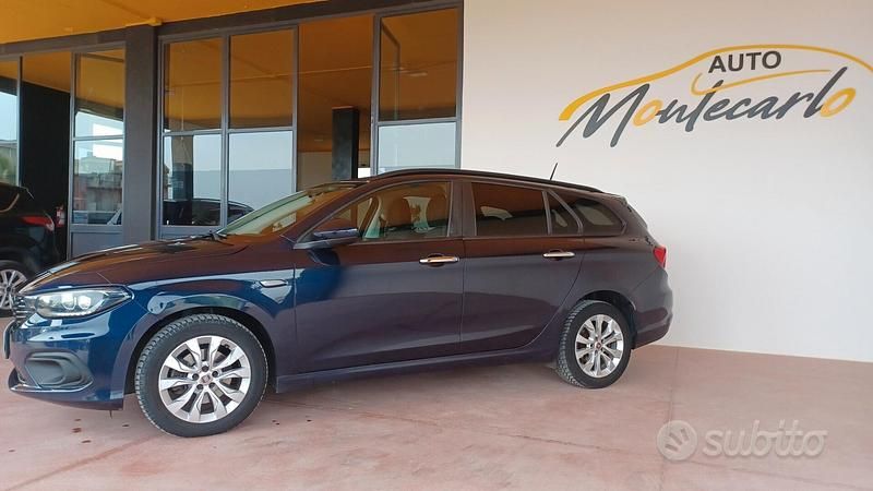 Usata Fiat Tipo Lounge 95 CV (69 kW) 2017 Blu Station wagon