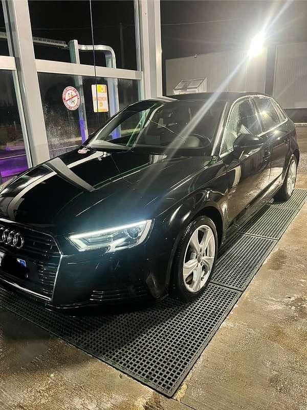 Usata Audi A3 Business 116 CV (85 kW) 2017 Berlina
