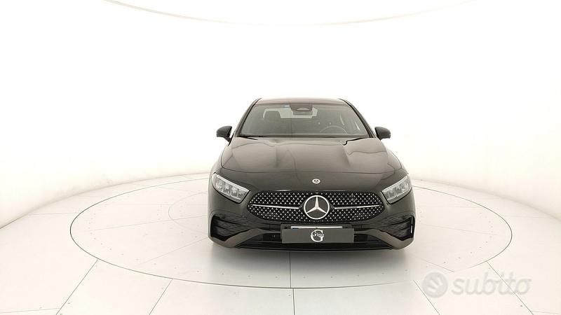 Usata Mercedes A180 Advanced Plus 116 CV (85 kW) 2023 Nero Berlina