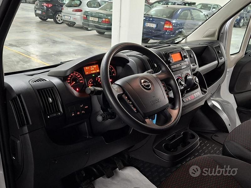 Usata Opel Movano 140 CV (102 kW) 2024 Bianco Furgone