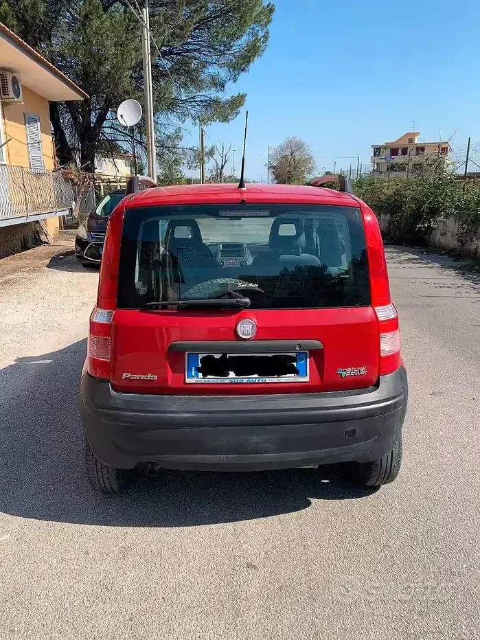 Usata Fiat Panda 77 CV (56 kW) 2011 Utilitaria