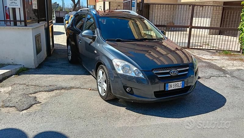 Usata Kia Ceed 2008 Grigio Utilitaria
