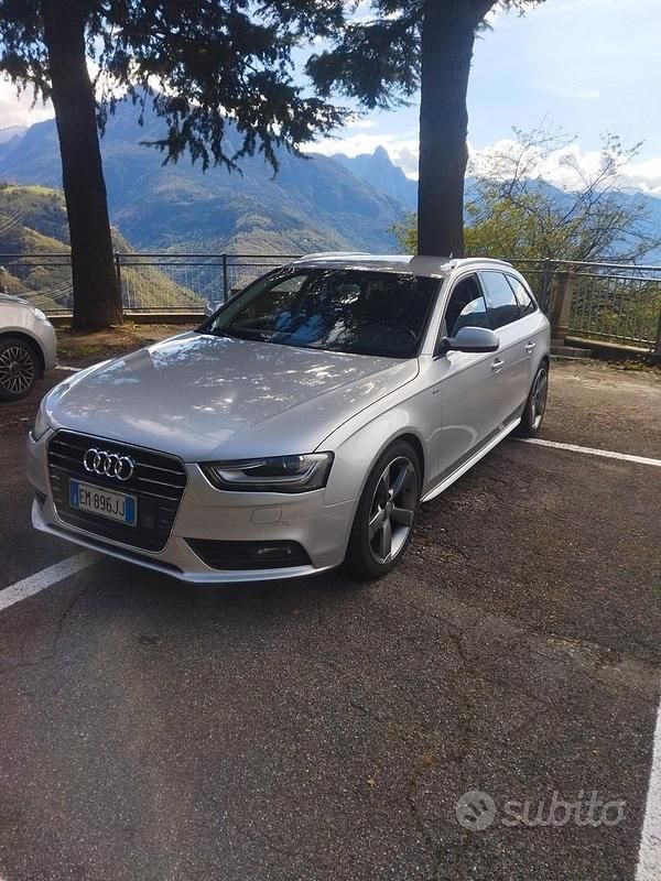 Usata Audi A4 143 CV (105 kW) 2012 Grigio Station wagon