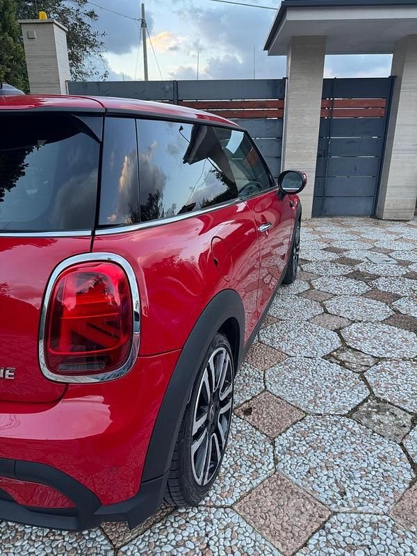 Usata Mini ONE 2022 Rosso Utilitaria