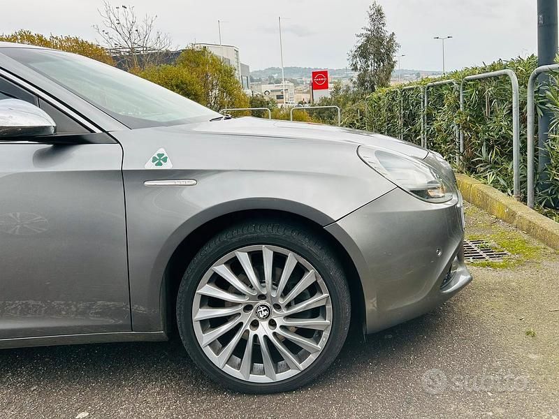 Usata Alfa Romeo Giulietta 150 CV (110 kW) 2016 Berlina
