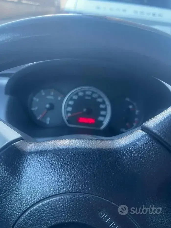 Usata Suzuki Swift 68 CV (50 kW) 2006 Grigio Utilitaria