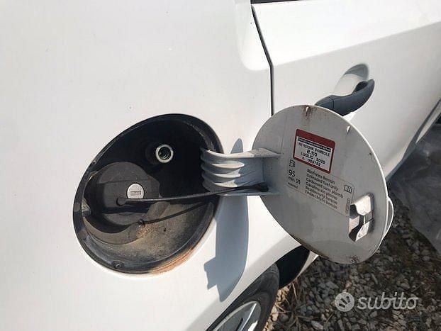 Usata VW up! 68 CV (50 kW) 2017 Bianco Utilitaria