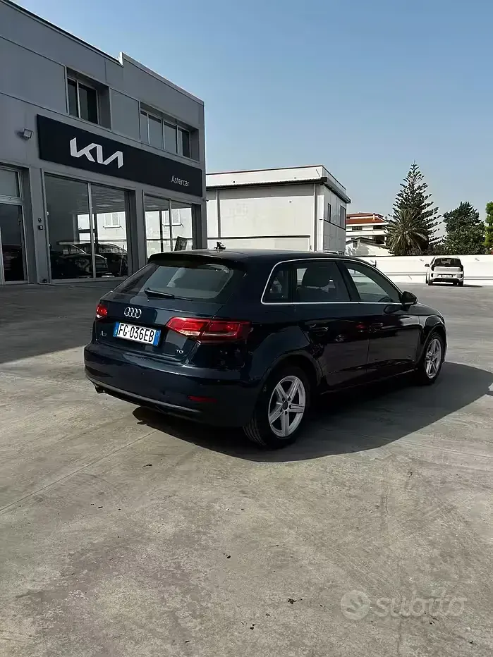 Usata Audi A3 150 CV (110 kW) 2017 Blu Berlina