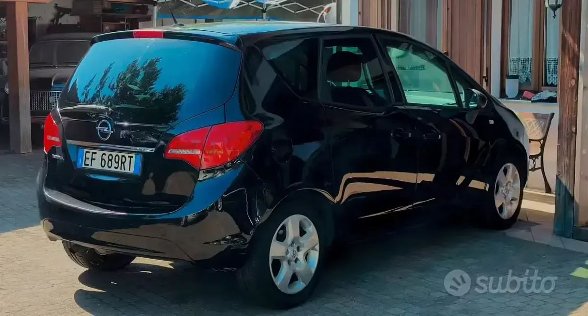 Usata Opel Meriva 101 CV (74 kW) 2010 Nero Monovolume