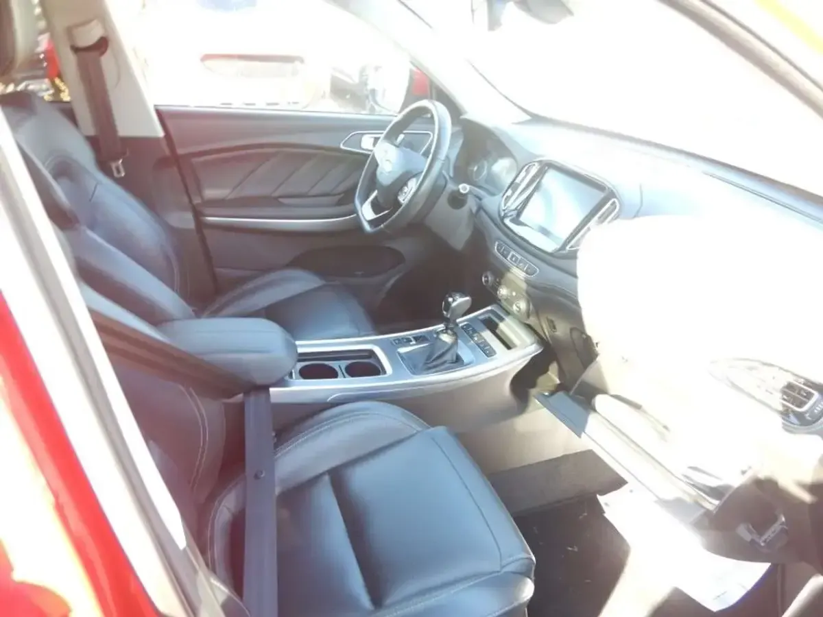 Occasion DR F35 150 PK (110 kW) 2022 Rood SUV