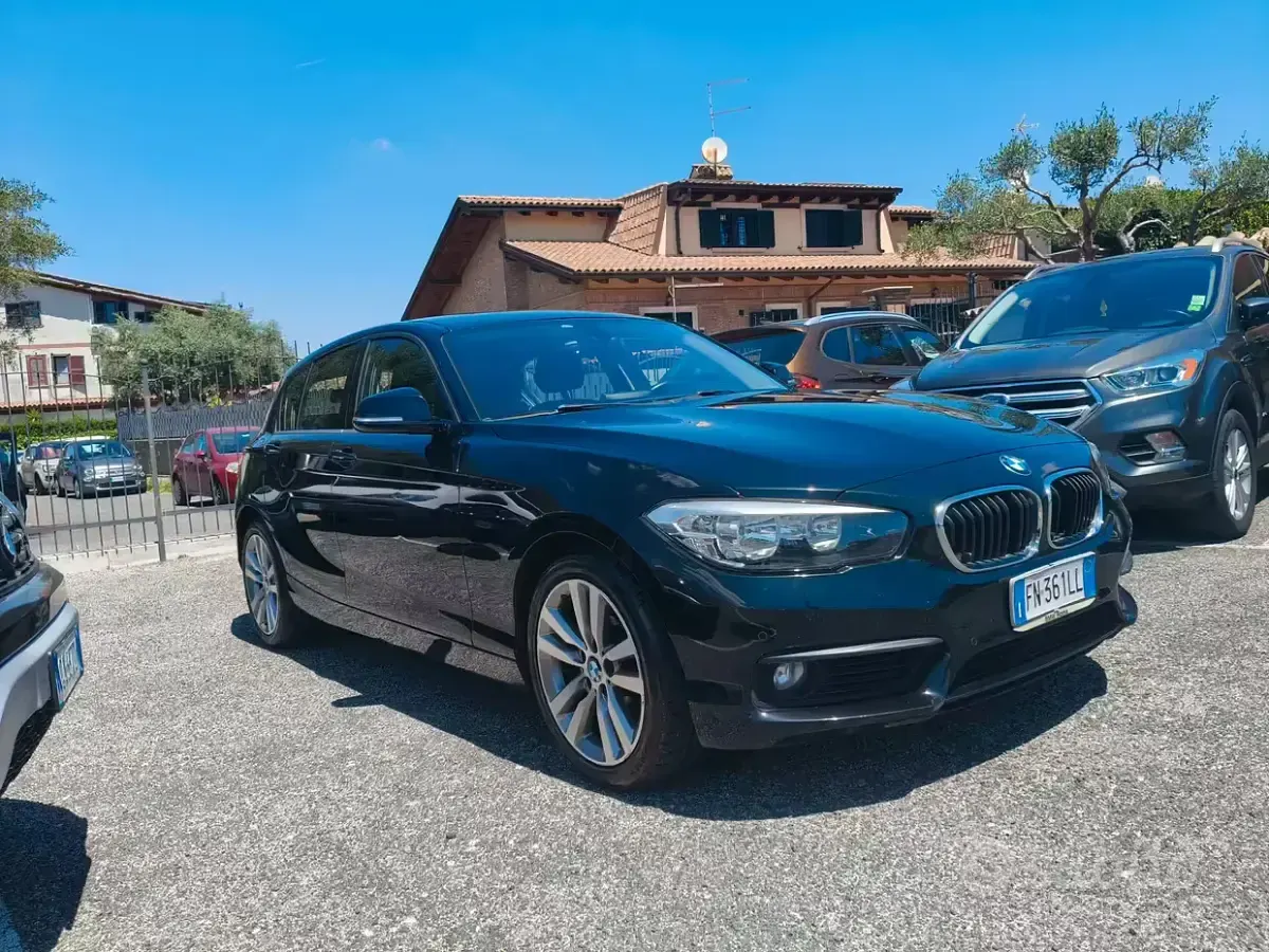 Usata BMW 118 Efficient Dynamics 150 CV (110 kW) 2018 Nero Utilitaria