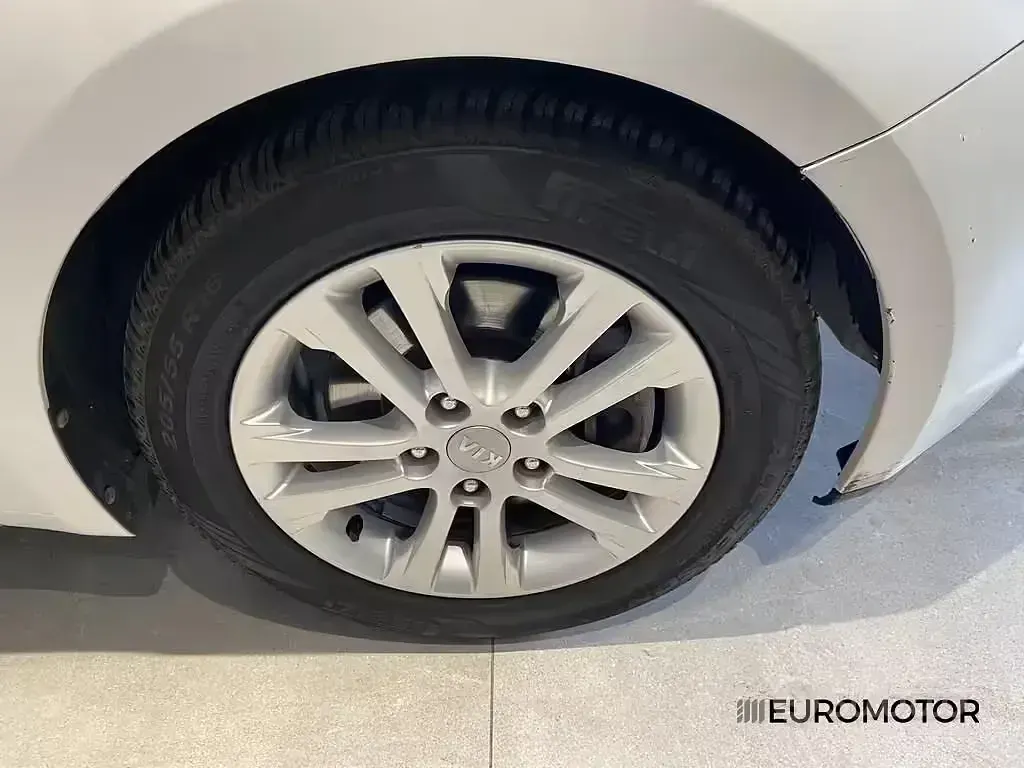 Usata Kia Ceed Sportswagon 128 CV (94 kW) 2015 Bianco Station wagon