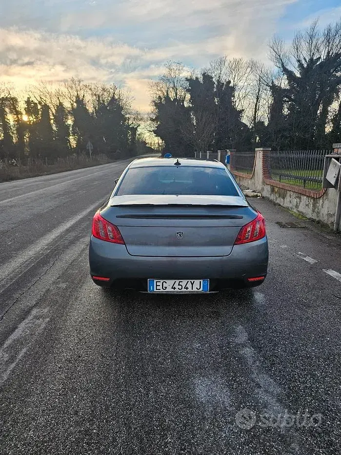 Usata Peugeot 508 140 CV (102 kW) 2011 Grigio Berlina